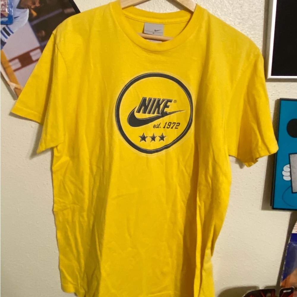 VTG Nike 1972   T-Shirt Adult Sz Small  Athletic Department Yellow 90s